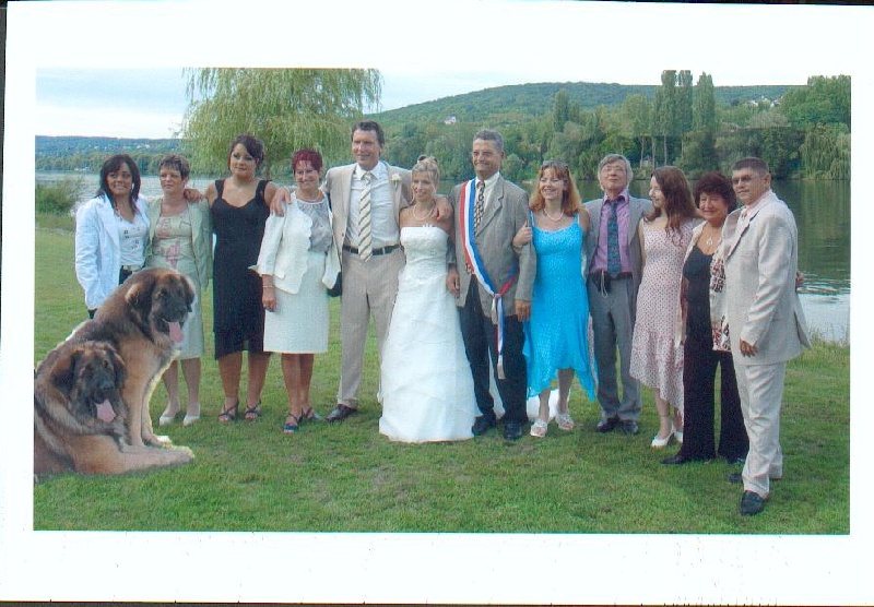 des Jardins De Boudou - Le groupe d'amis leo au mariage le 01 sept 2006